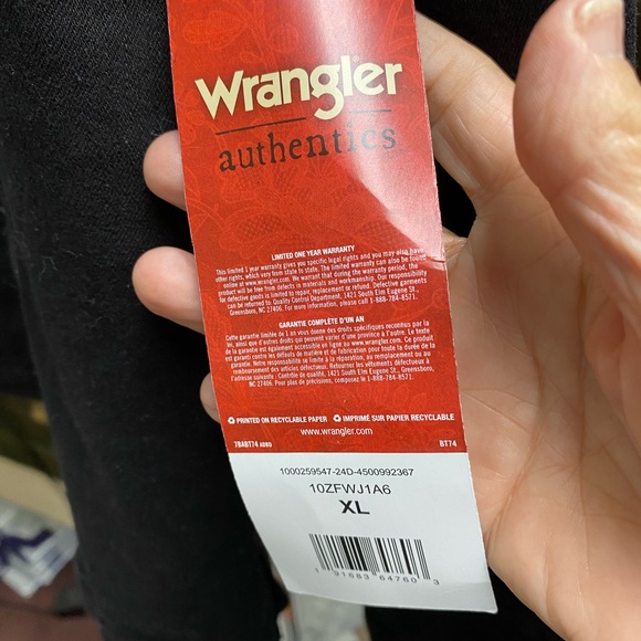 Wrangler Embellished Jean Jacket NWT Size XL - Picture 5 of 5